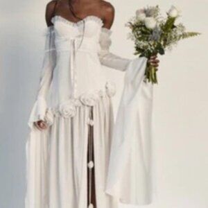 FOR LOVE & LEMONS STRAPLESS WHITE RUFFLE ROSETTE TIERED GOWN W/SLEEVES